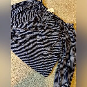 Women’s off the shoulder striped blouse navy blue